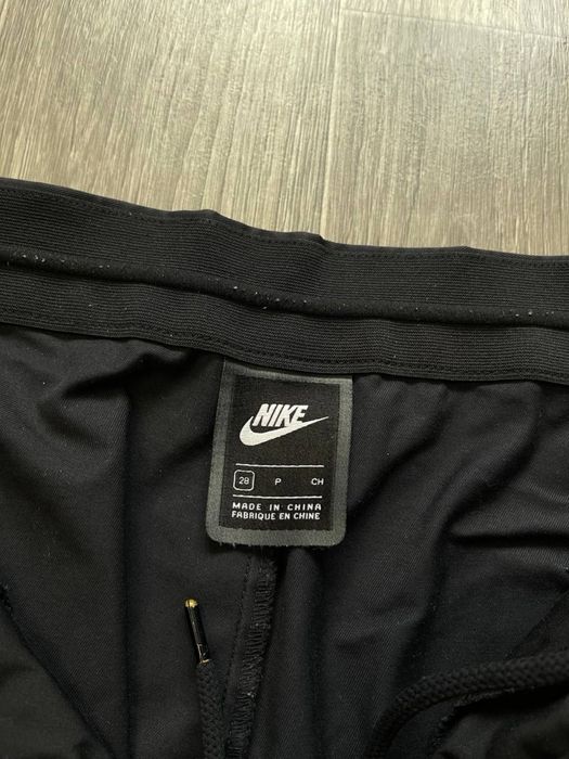 Nike Sportwear tech woven bonded jogger