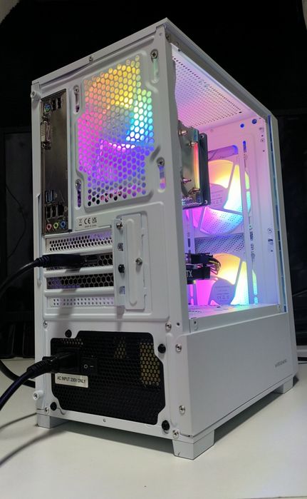 PC gamer Core i5 8500+ RX 5500XT  +16gb +720gb SSD