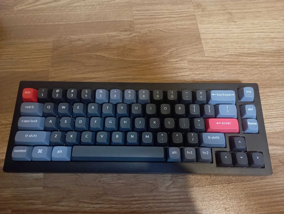 Keychron V2 QMK Custom Mechanical Keyboard (US ANSI Layout)