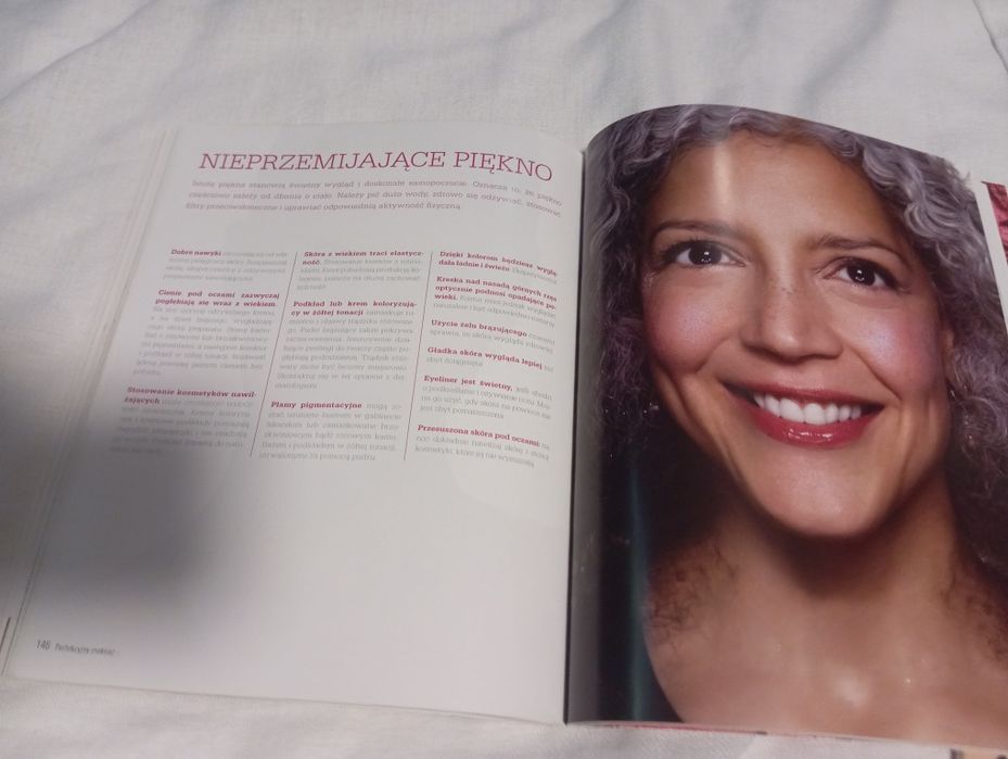 Bobi Brown perfekcyjny makijaż. Ksiazka