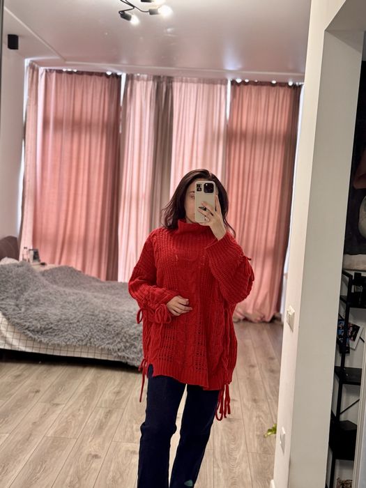 Стильний светр від Bershka