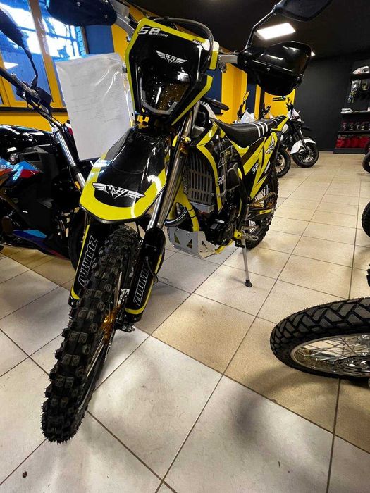 Мотоцикл ZUUMAV S8 FULL PRO (S8-KE300)