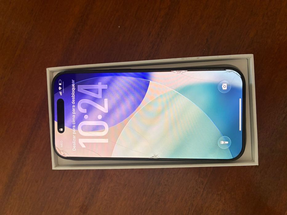 Iphone 16 pro bateria 99 %_