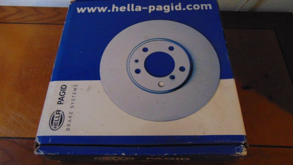 2 Discos de travão HELLA NOVO