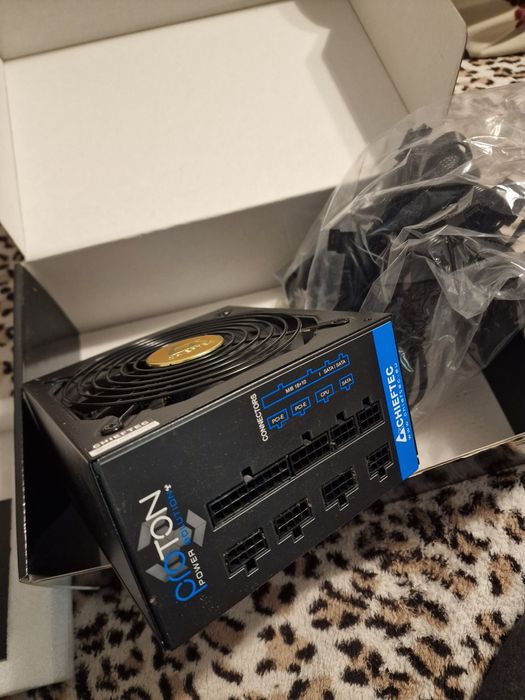 Модульний Chieftec proton 650W BDF650C