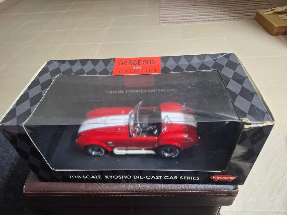 Kyosho 1/18 Shelby Cobra 427 S/C