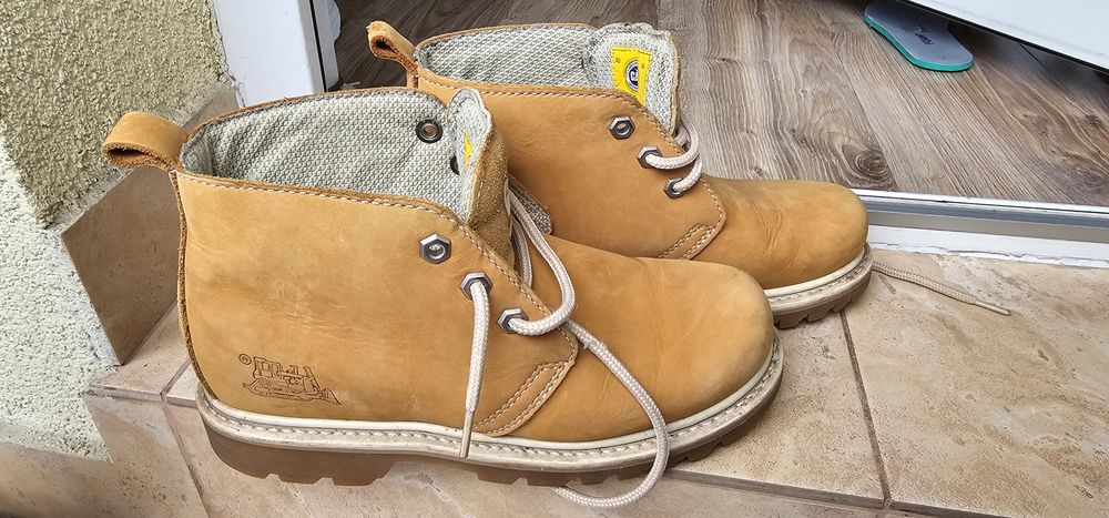 CAT buty skórzane damskie rozmiar 38 wkładka 23,5cm