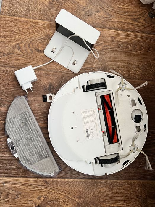 Робот пилосос  Xiaomi Mi Robot Vacuum-Mop