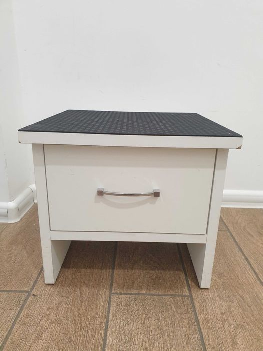 Меблі для салону краси