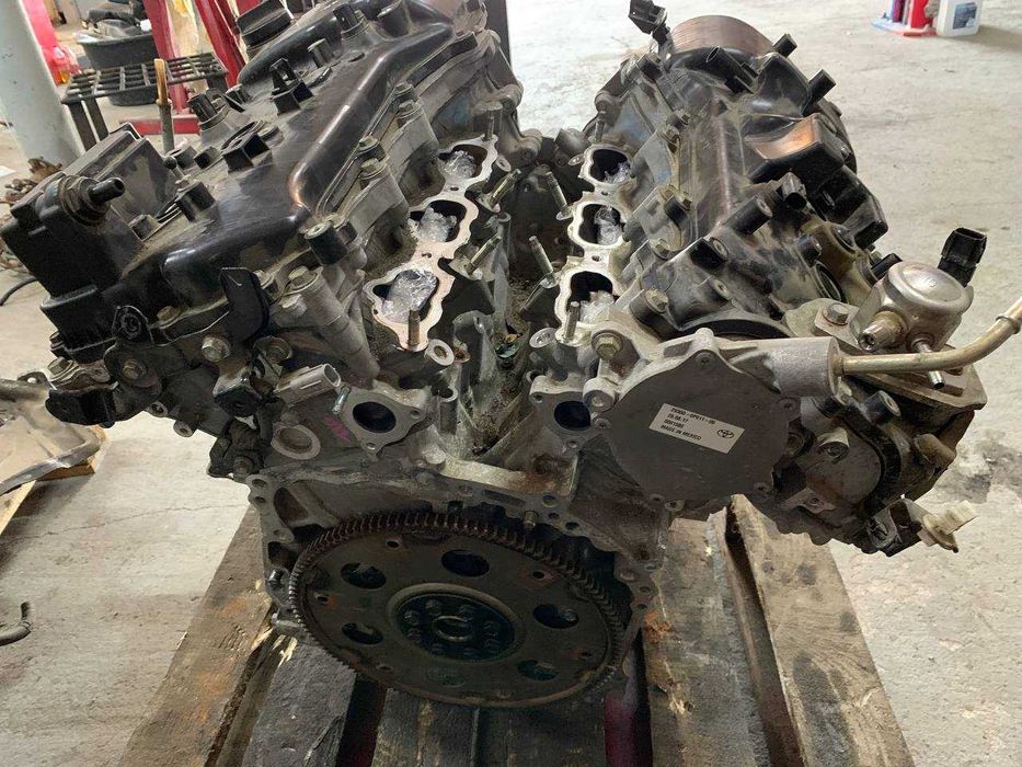 Двигатель мотор 2GRFKS..GSV70 3,5л Toyota Camry 70  19000-0P550