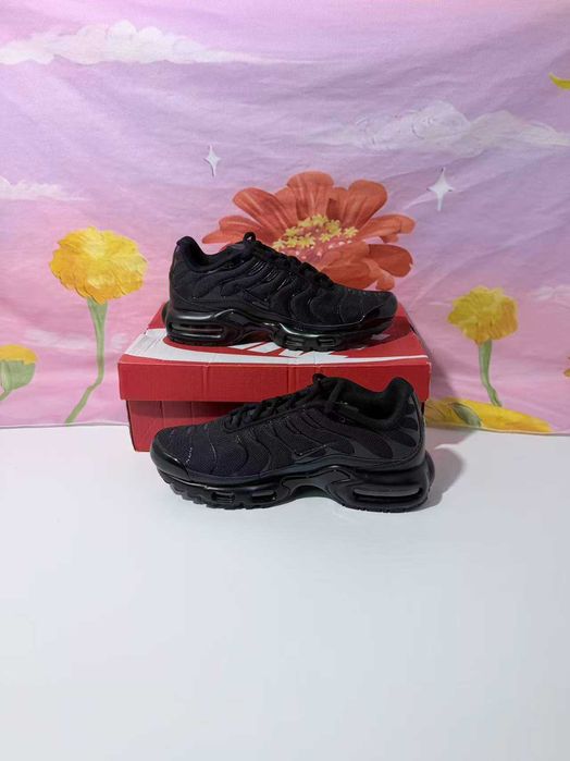 Air Max TN Plus Black R.40