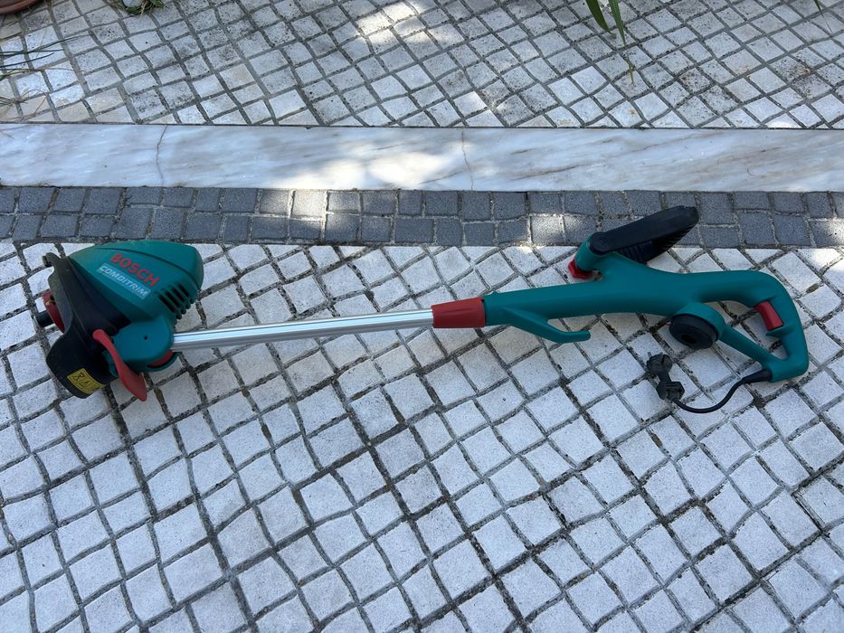 Roçadora de relva elétrica Bosch Combitrim + 8 fitas