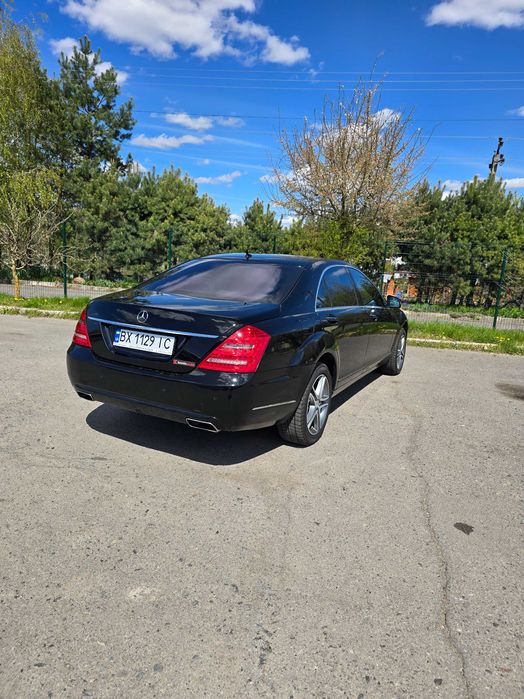 Весільний кортеж Авто преміум класу Прокат погодинно Авто на свята з водієм м. Хмельницький оренда
