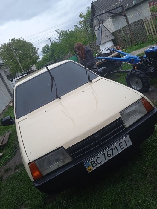 Продам ВАЗ 2108 на ходу деталі в дірект