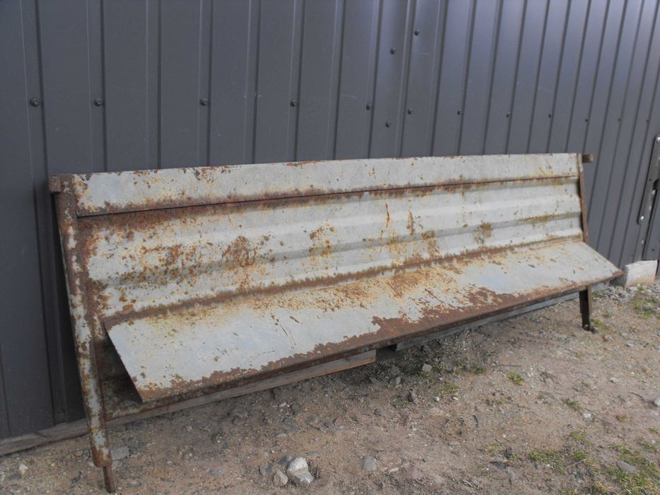 borta tylna przednia boki rozrzutnika