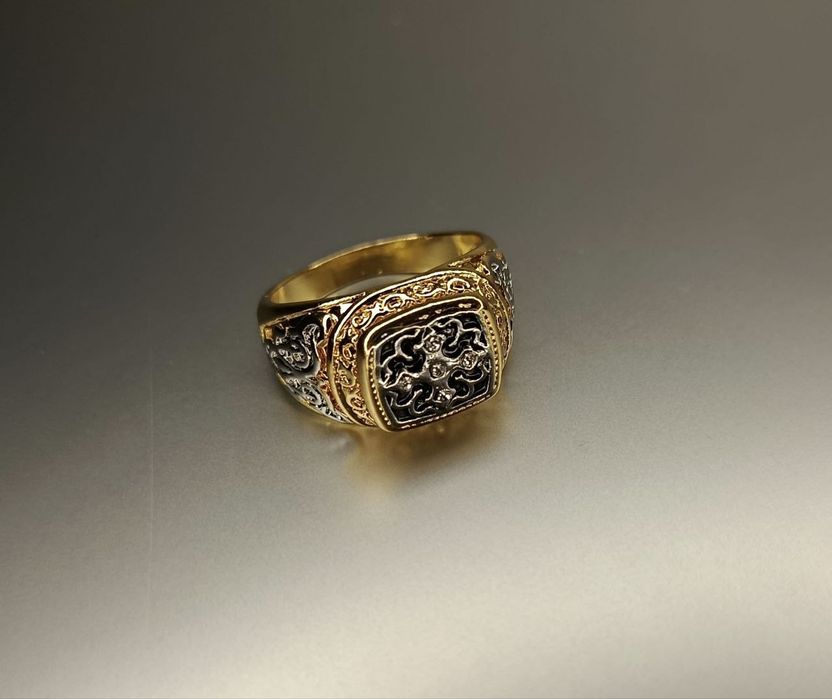 Перстень печатка чоловічий