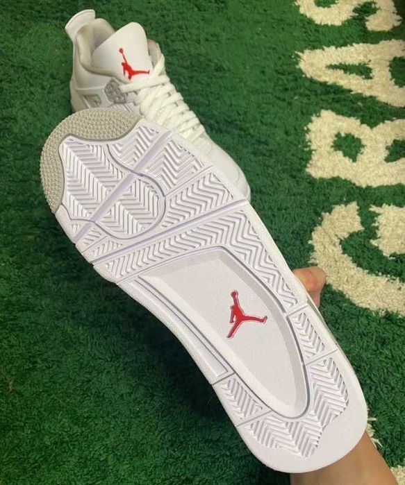 Jordan_4_Retro_White_Oreo R.39