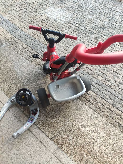 Triciclo Ferrari Feber