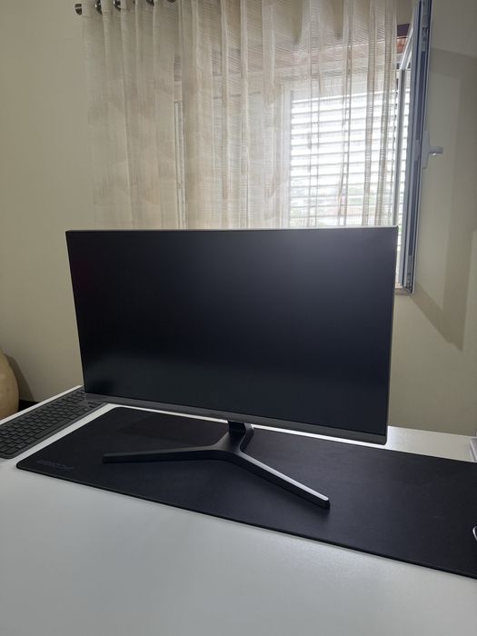 Monitor Samsung 4K 28 polegadas