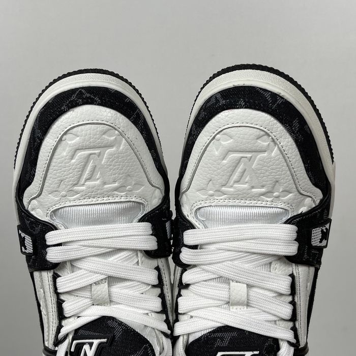 Louis Vuitton LV Trainer White Black