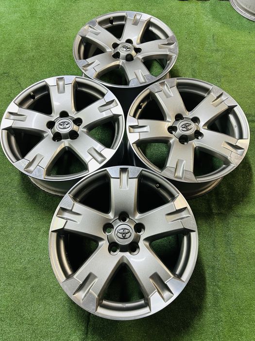 Диски 5/114.3 R18 Toyota 7.5J ET-39