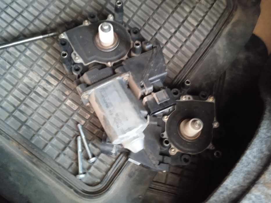 Silniki Silnik elektryczne szyb audi A4 B5 polift A6b 4 sztuki komplet