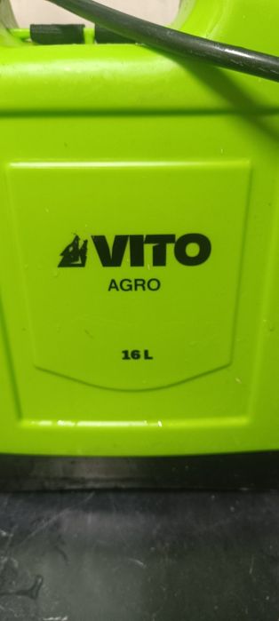 Pulverizador de pressão manual VITO VIPU16 com capacidade para 16 litros