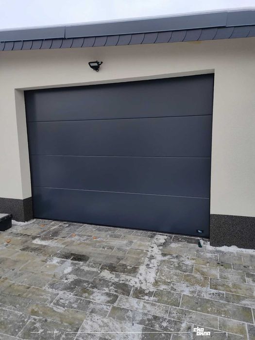 Producent Brama garażowa segmentowa Bramy garażowe przemysłowe