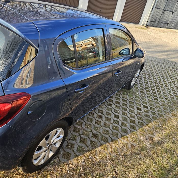Opel Corsa E 1.2b 5 drzwi 2016r