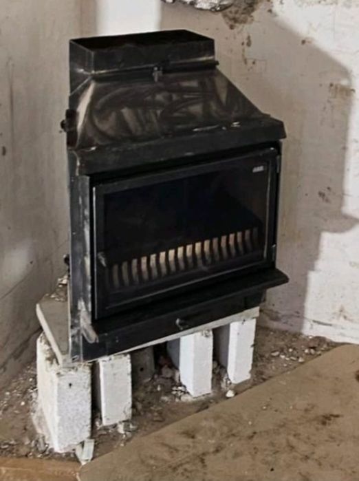 Kominek pod zabudowę