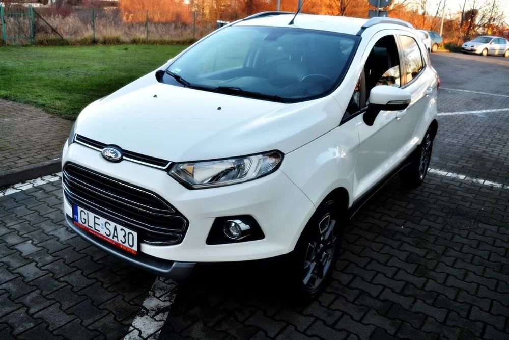 Ford EcoSport Mały przebieg, Czujniki parkowania, Keyless,