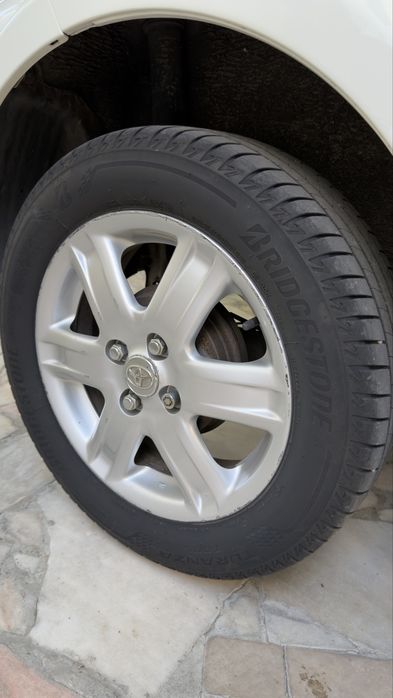 Toyota iQ 1.0 2009 | 96.000 km | 4 Lugares | AC