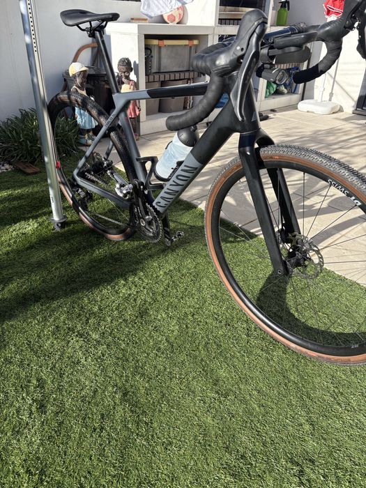 Bike de Gravel  Grail CF SL 2024 em excelente estado