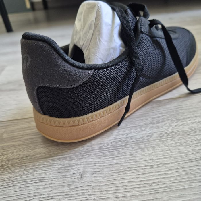 Tenis novos n 46 Premium