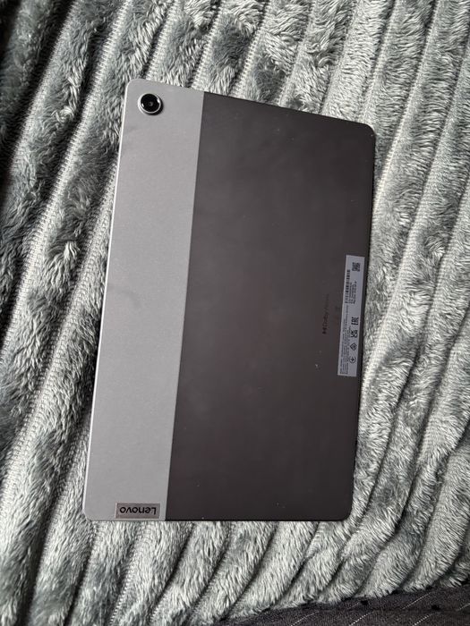 Lenovo tab m 10 plus