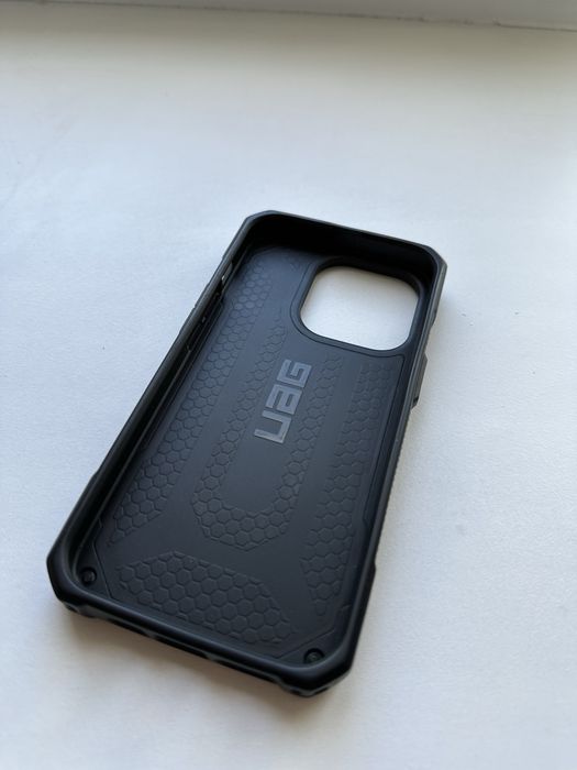 Захисний чохол UAG Monarch  Kevlar Black iPhone 14 Pro