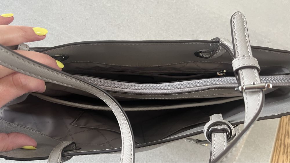 Szara torebka Michael Kors jak nowa