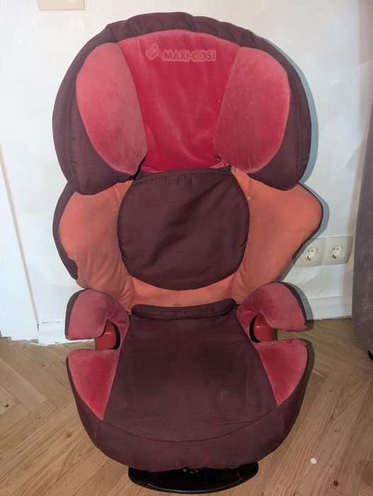 Автокрісло maxi cosy