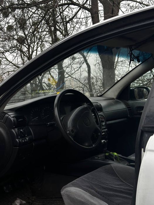 Продам Opel Omega B 2.0