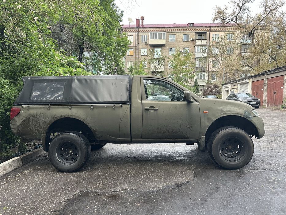 Mitsubishi L200 Single Cab