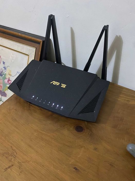 ASUS RT-AX58U Wi-Fi 6 Router – Excellent Condition64737766206210122