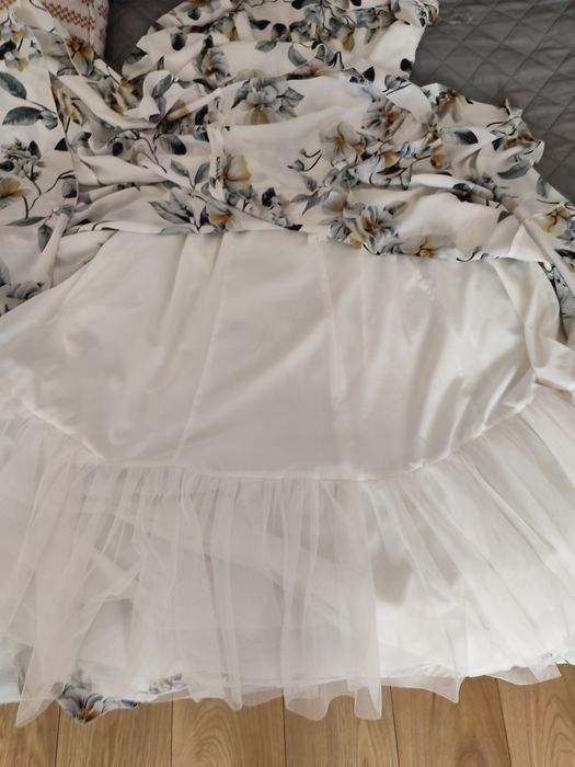 Elegancka sukienka