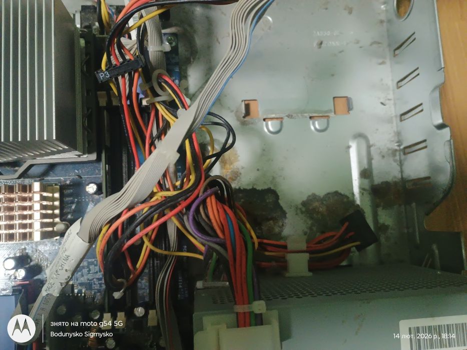 Продаю частково робочий системний блок IBM ThinkCentre MT-M 8132-7AG  2005-2006