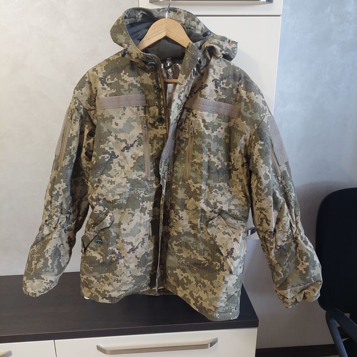 Куртка нова, зимова, тепла, розмір 50/4