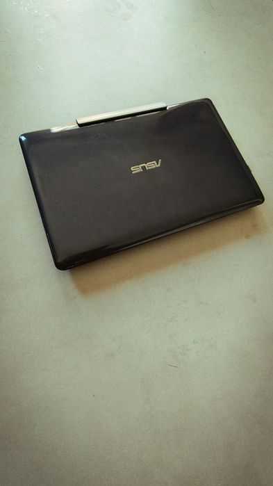 ASUS Transformer T100TA Z3740/2GB/32+500/Win8.1+st.dok - stan wzorowy