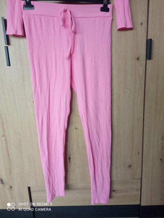 Komplet damski top i leginsy rozmiar M