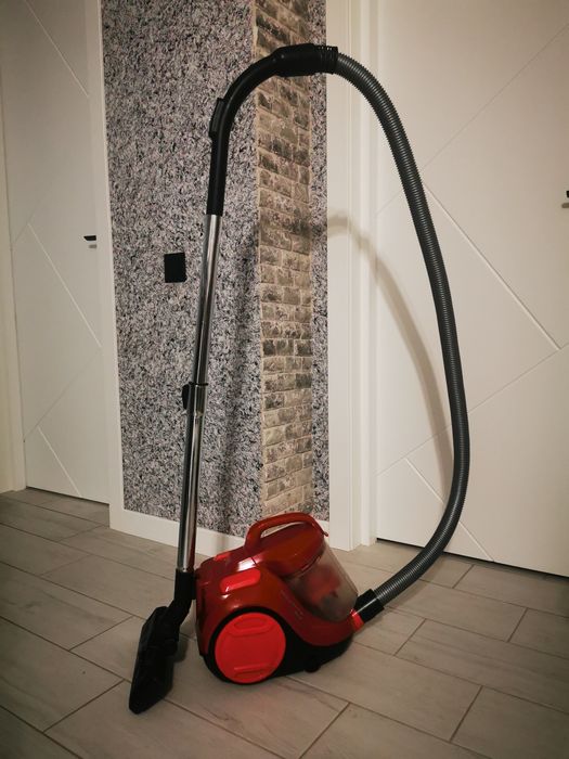 Пилосос безмішковий Rowenta Swift Power Cyclonic RO2913EA