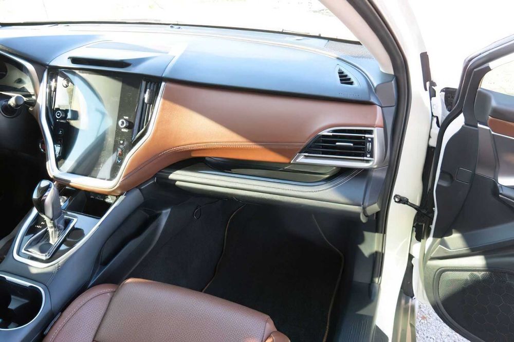 Subaru Outback      2024