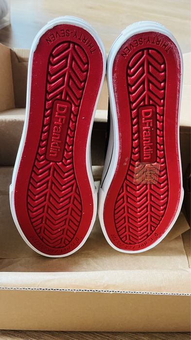 Ténis D. Franklin T37 NOVOS