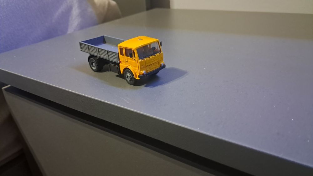 Jelcz Tololoko H0 1/87 sawmodel